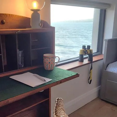 The Boat House Bed and Breakfast